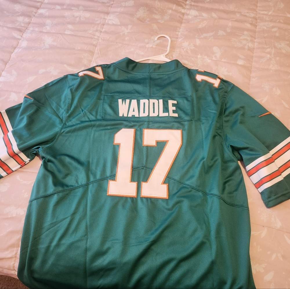 Jaylen Waddle #17 Dolphins throwback jersey